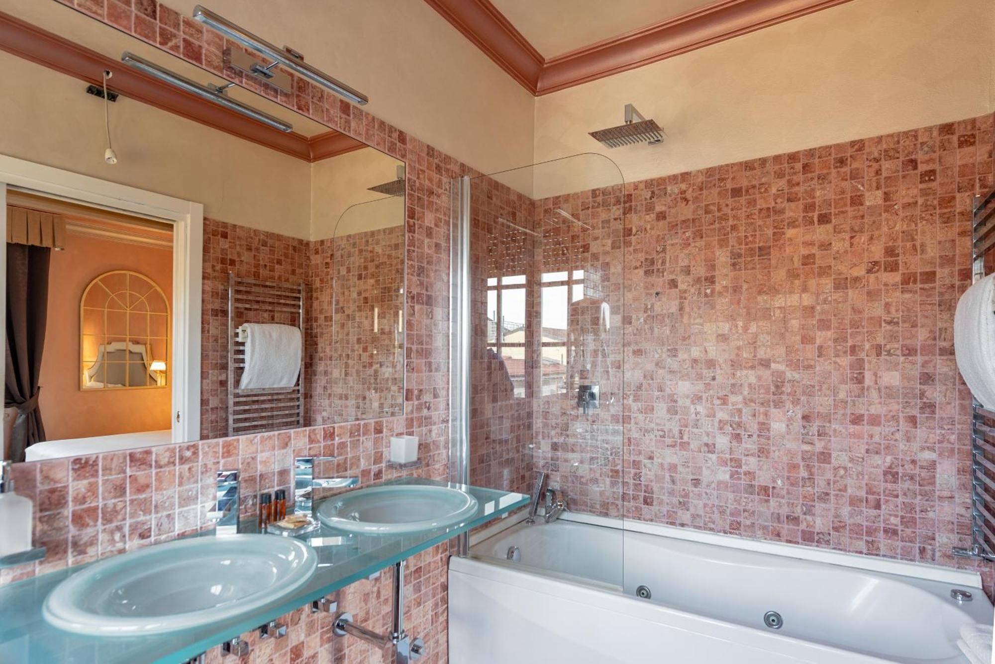 Bed and Breakfast Residenza Gambrinus Флоренция Экстерьер фото